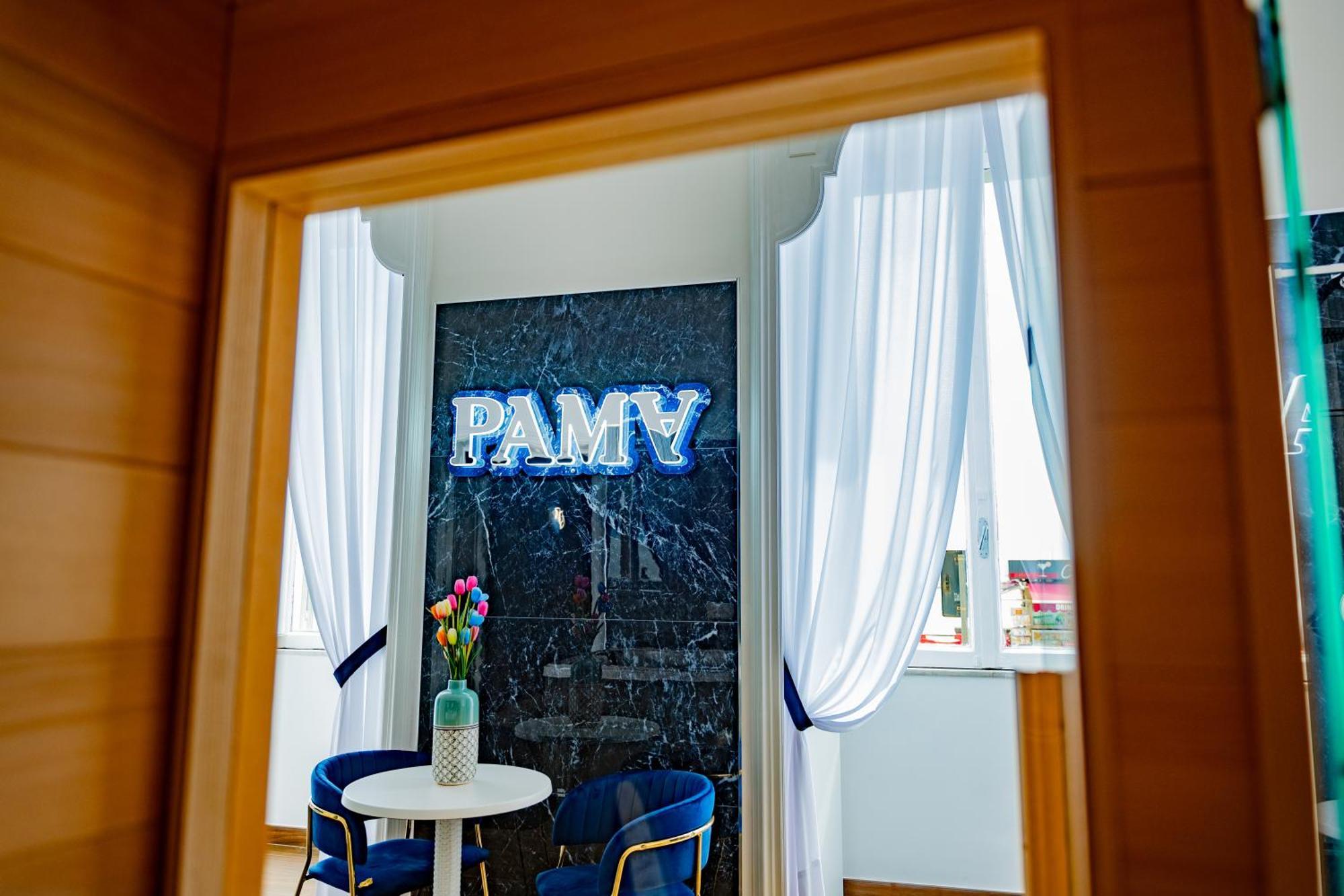Pama Luxury & Napels